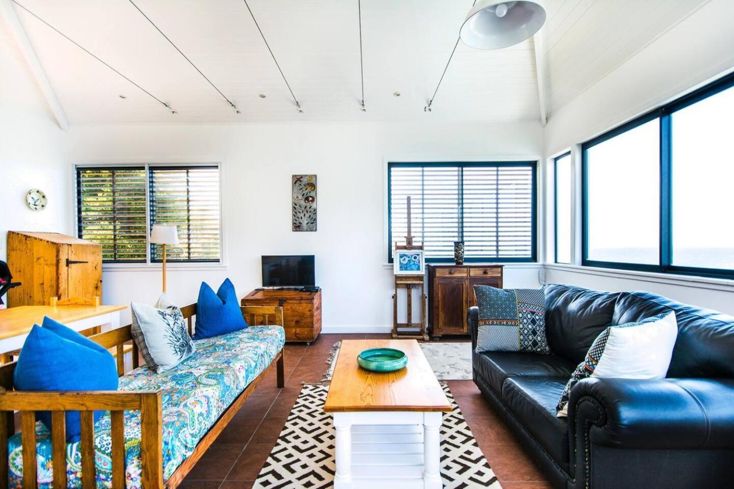 Modern Beach Apartment By Open Home Kalk Bay Ngoại thất bức ảnh