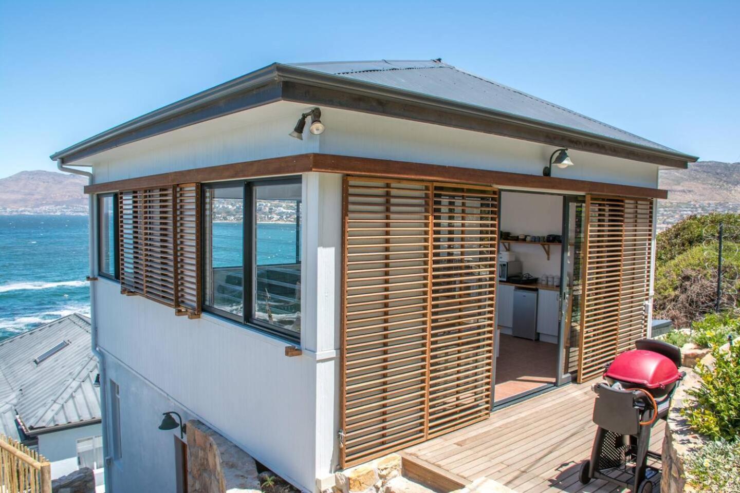 Modern Beach Apartment By Open Home Kalk Bay Ngoại thất bức ảnh