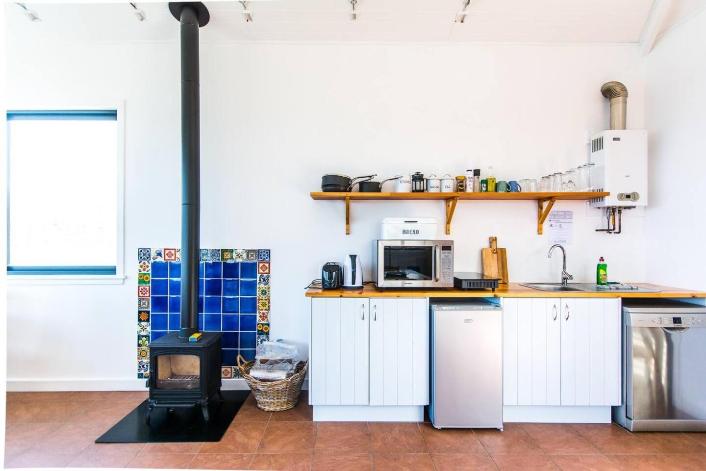 Modern Beach Apartment By Open Home Kalk Bay Ngoại thất bức ảnh